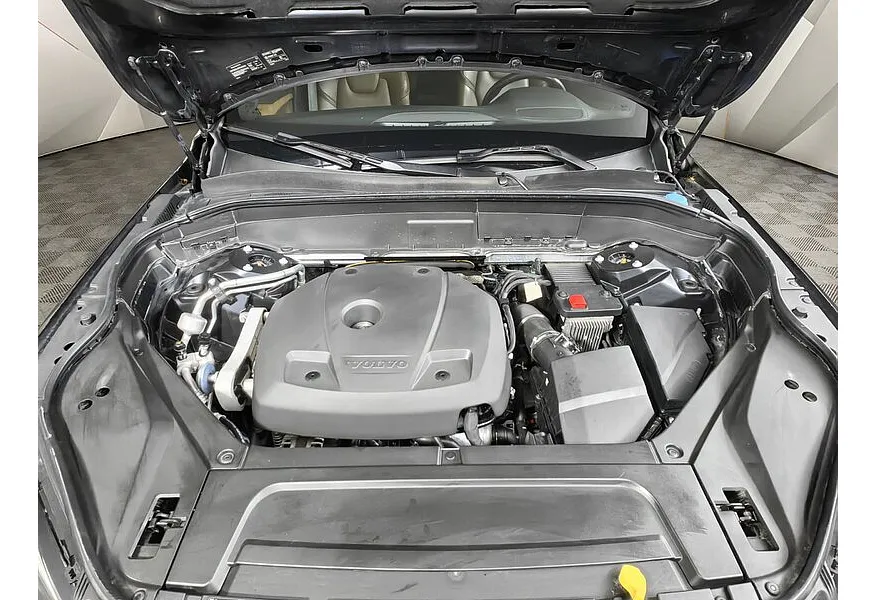 Volvo XC90 2.0 T5 Drive-E AT AWD (5 мест) (249 л.с.) Inscription Черный в АВИЛОН. Слайд №11