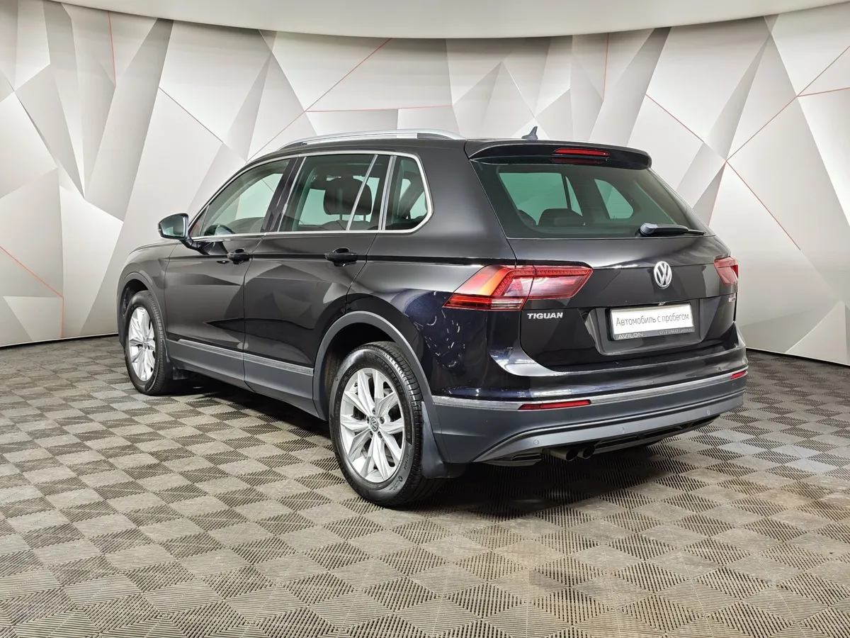 Volkswagen Tiguan 2.0 TSI 4Motion AT (180 л.с.) Exclusive Черный в АВИЛОН. Слайд №4