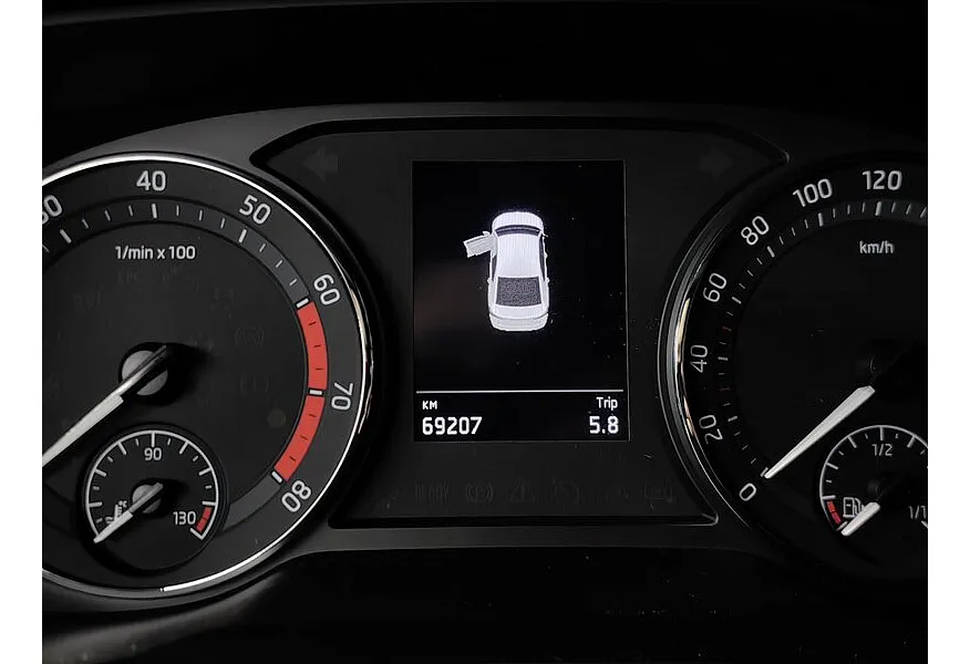 Skoda Octavia 1.4 AT FWD (150 л.с.) Style Plus Черный в АВИЛОН. Слайд №18