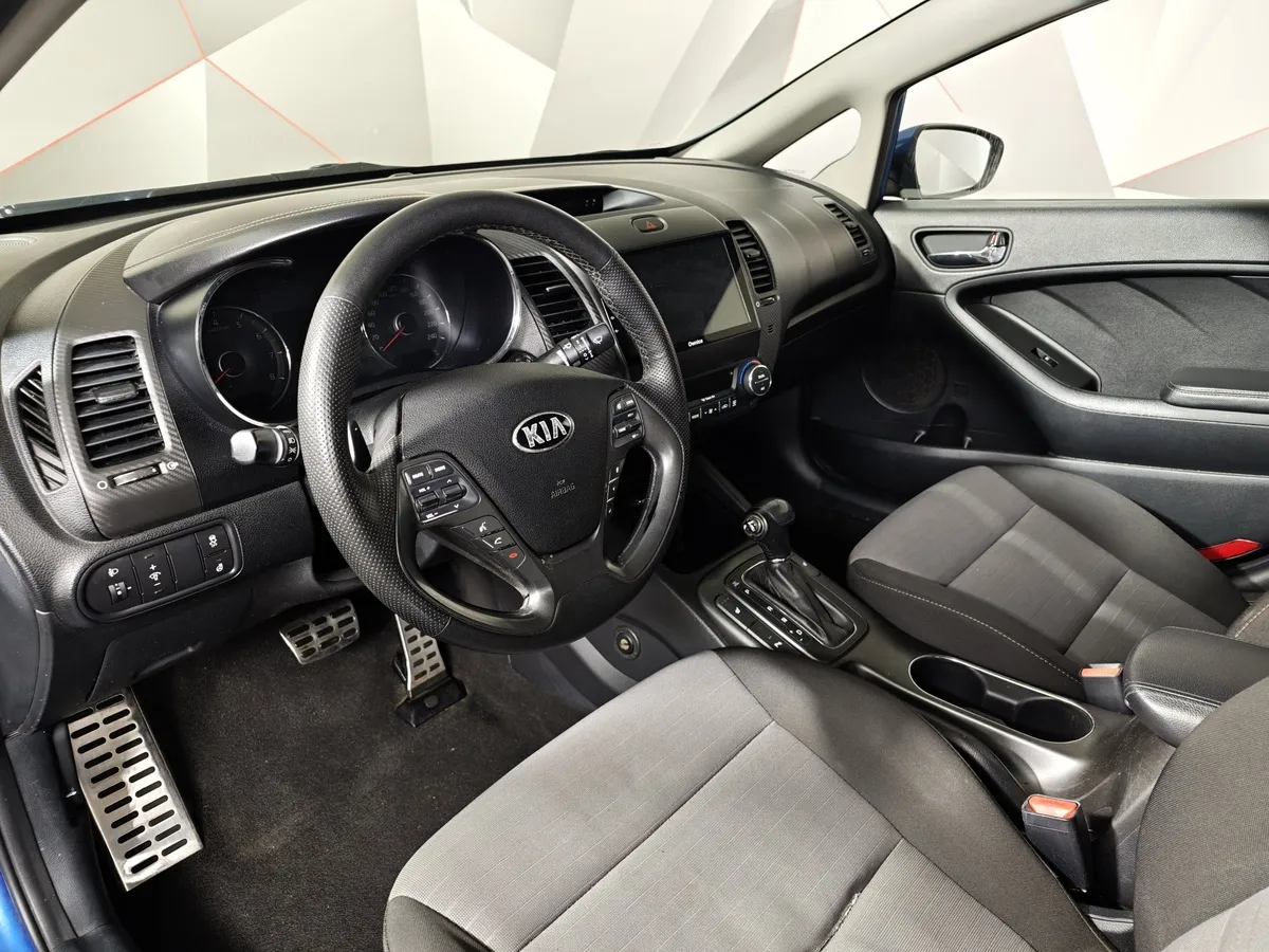 Kia Cerato 1.6 AT (130 л.с.) Синий в АВИЛОН. Слайд №17