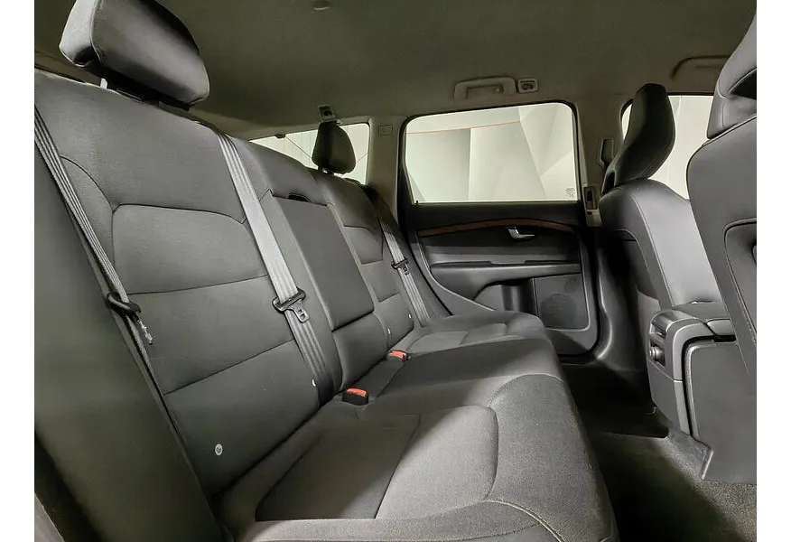 Volvo XC70 2.4 D4 Geartronic AWD (181 л.с.) Синий в АВИЛОН. Слайд №10