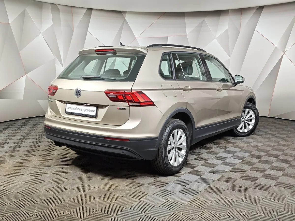 Volkswagen Tiguan 1.4 TSI 4Motion DSG (150 л.с.) OFFROAD Коричневый в АВИЛОН. Слайд №11