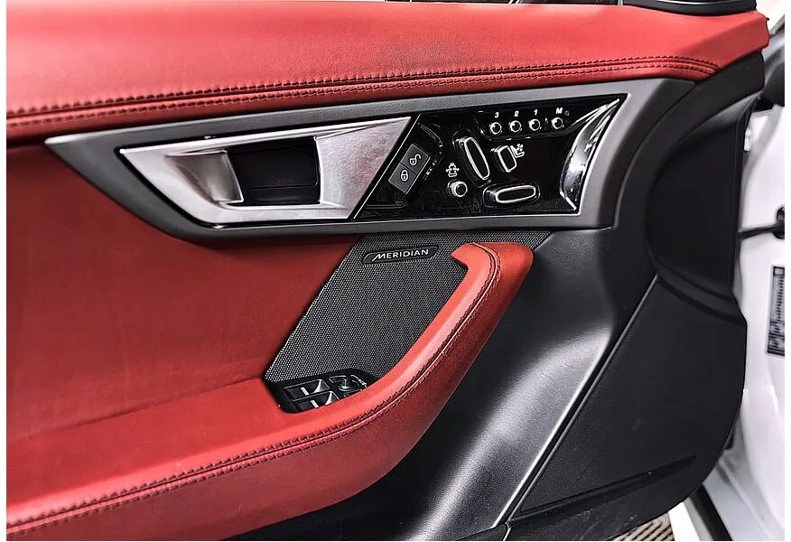 Jaguar F-Type 3.0 V6 AT (340 л.с.) Белый в АВИЛОН. Слайд №17