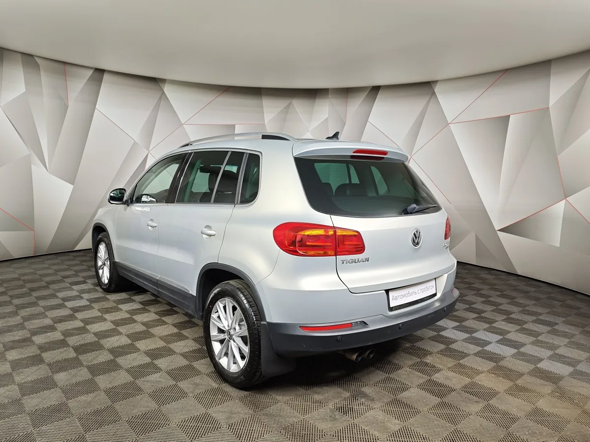 Volkswagen Tiguan 2.0 TSI 4Motion AT (170 л.с.) Track & Field Желтый в АВИЛОН. Слайд №4