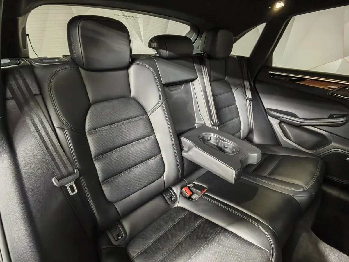 Porsche Macan S Diesel 3.0 PDK AWD (245 л.с.) Черный в АВИЛОН. Слайд №17