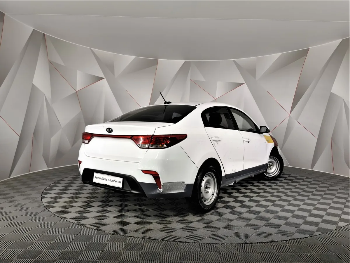 Kia Rio 1.6 AT (123 л.с.) Красный в АВИЛОН. Слайд №2