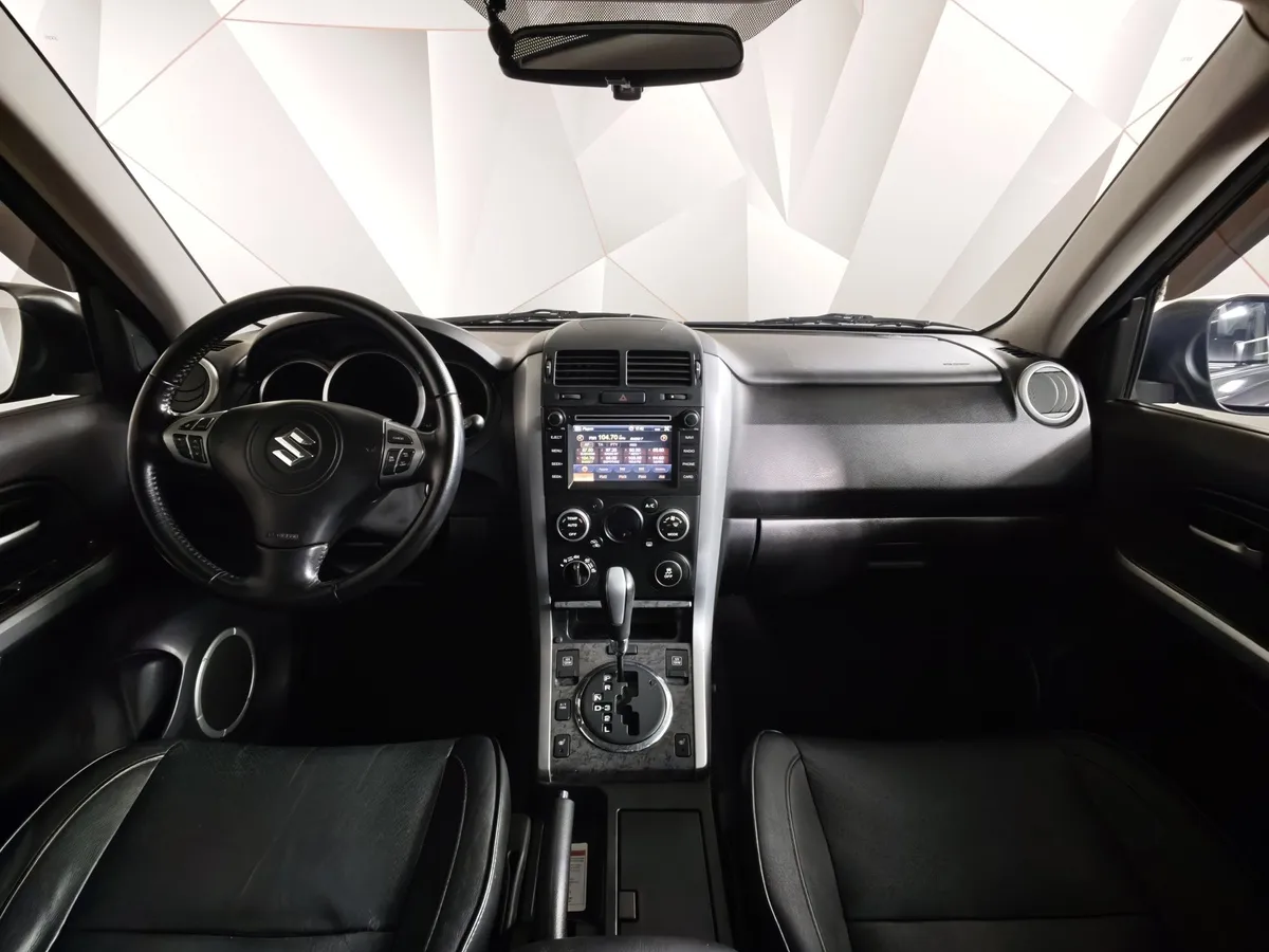 Suzuki Grand Vitara 2.4 AT AWD (169 л.с.) Серый в АВИЛОН. Слайд №12