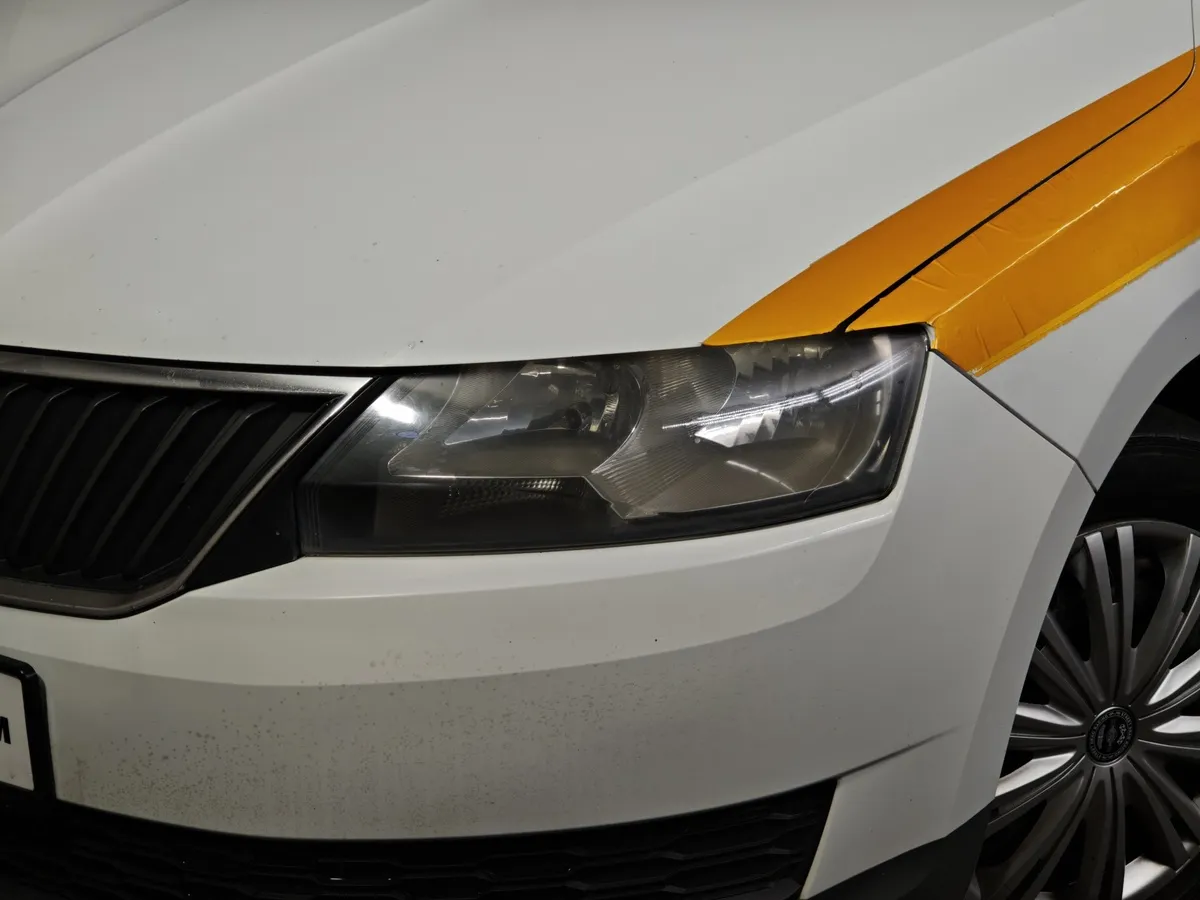 Skoda Rapid 1.6 AT (110 л.с.) Белый в АВИЛОН. Слайд №10
