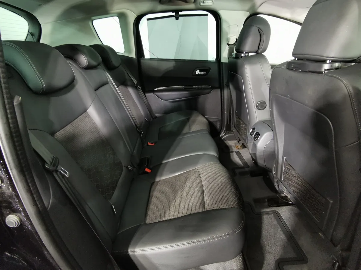 Peugeot 3008 1.6 THP AT (150 л.с.) Черный в АВИЛОН. Слайд №15