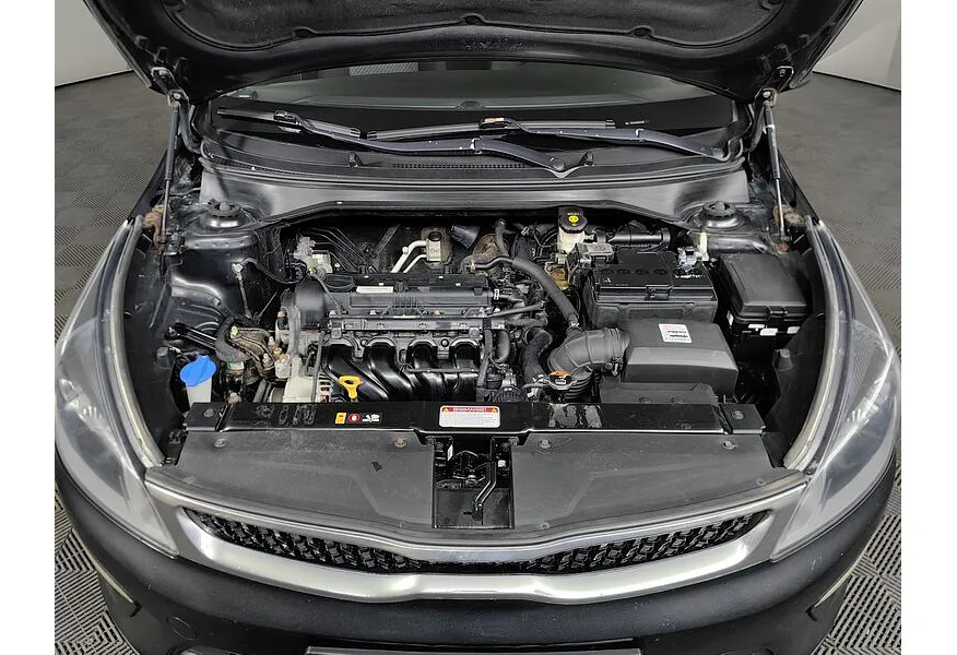 Kia Rio X-Line 1.6 AT (123 л.с.) Comfort Черный в АВИЛОН. Слайд №11