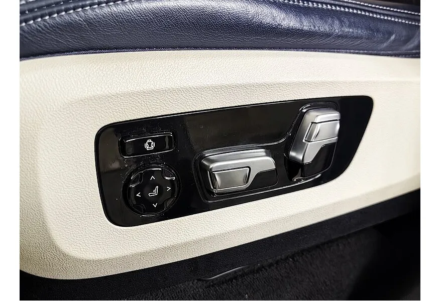 BMW X7 xDrive30d Steptronic (249 л.с.) M Sport Синий в АВИЛОН. Слайд №16