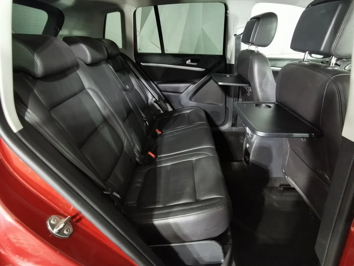 Volkswagen Tiguan 2.0 TSI 4Motion AT (170 л.с.) Sport&Style Красный в АВИЛОН. Слайд №14
