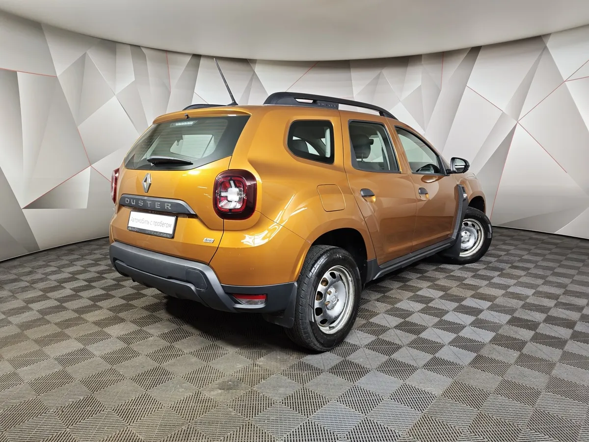 Renault Duster 1.6 MT 4WD (115 л.с.) Оранжевый в АВИЛОН. Слайд №2