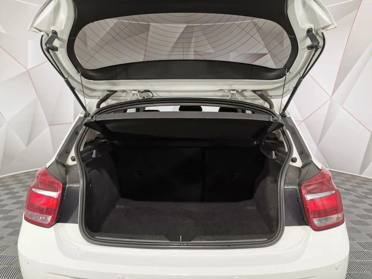 BMW 1 серия 116i AT (136 л.с.) Белый в АВИЛОН. Слайд №9