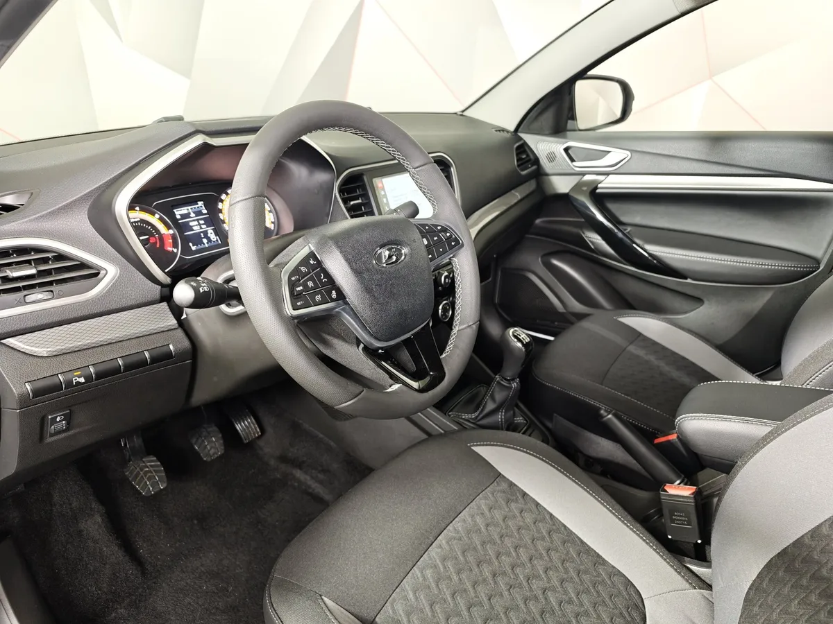 ВАЗ (Lada) Vesta 1.6 MT (106 л.с.) Белый в АВИЛОН. Слайд №19