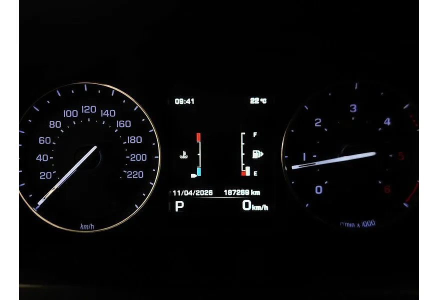 Land Rover Freelander 2.2 TD4 AT 4WD (150 л.с.) XS Серебристый в АВИЛОН. Слайд №17