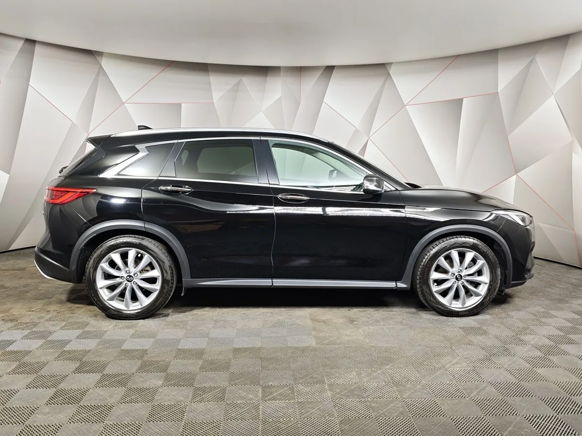 Infiniti QX50 2.0 VC-T CVT AWD (249 л.с.) Черный в АВИЛОН. Слайд №6