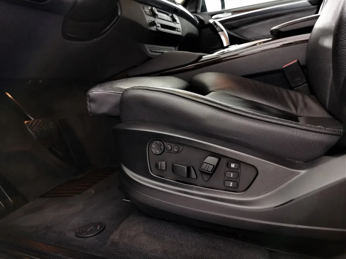 BMW X6 xDrive30d AT (245 л.с.) Синий в АВИЛОН. Слайд №16