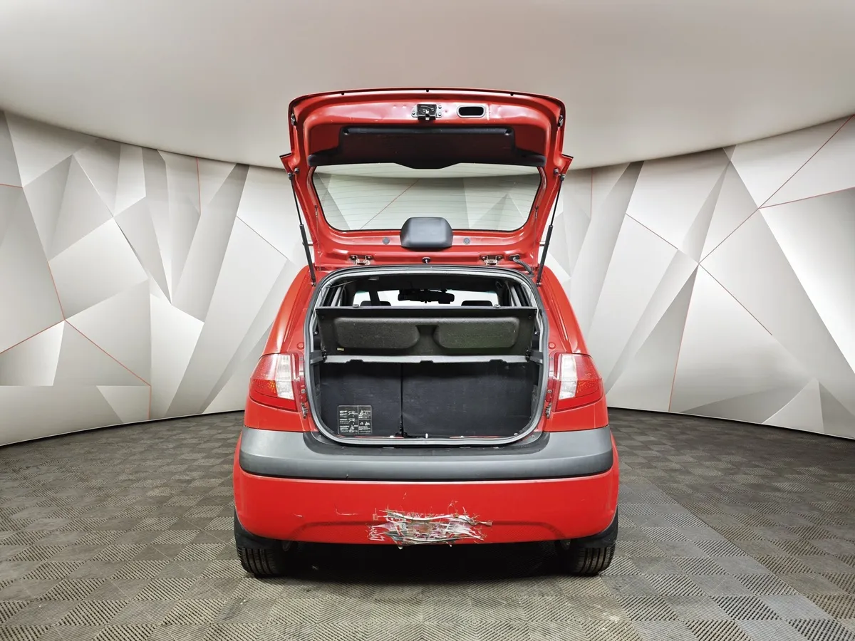 Hyundai Getz 1.4 MT (97 л.с.) Красный в АВИЛОН. Слайд №11