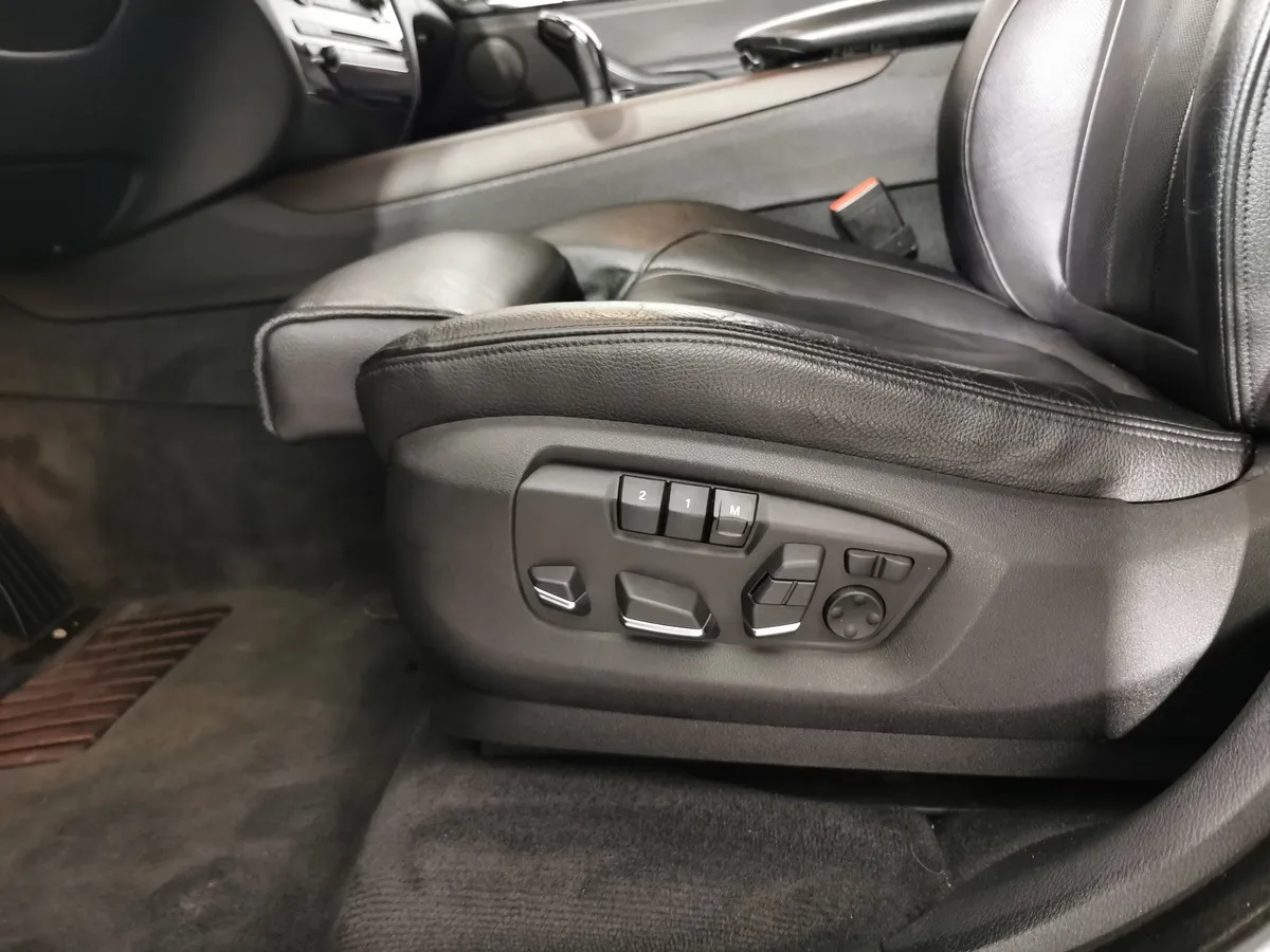 BMW X5 xDriveM50d Steptronic (381 л.с.) Синий в АВИЛОН. Слайд №16