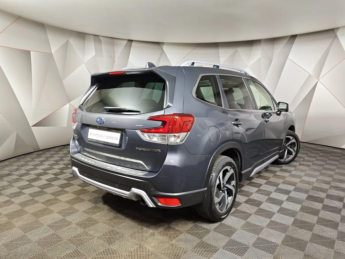 Subaru Forester 2.5 CTV AWD (185 л.с.) Sport Серый в АВИЛОН. Слайд №2