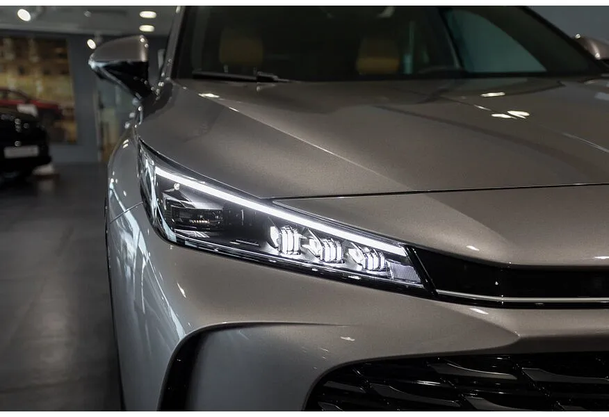 Москвич М70 2.0 AT FWD (200 л.с.) Ультра Серебристый в АВИЛОН. Слайд №15