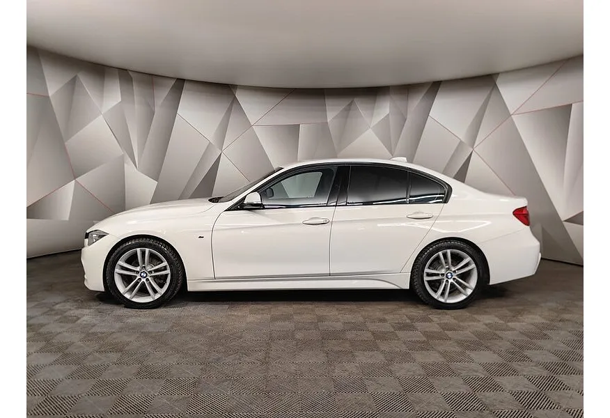 BMW 3 серия 320i xDrive AT (184 л.с.) M Sport Белый в АВИЛОН. Слайд №5