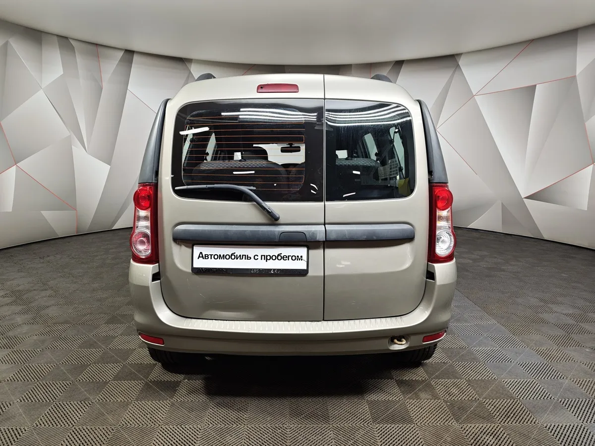 ВАЗ (Lada) Largus 1.6 MT 16 кл (5 мест) (105 л.с.) Бежевый в АВИЛОН. Слайд №8