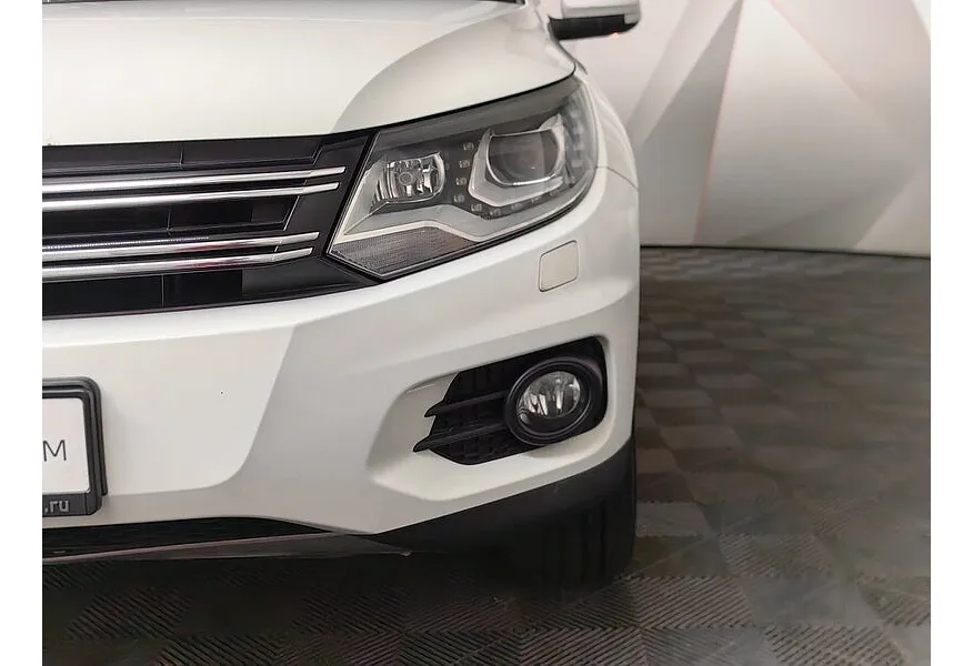 Volkswagen Tiguan 2.0 TSI 4Motion AT (170 л.с.) Track & Field Белый в АВИЛОН. Слайд №10