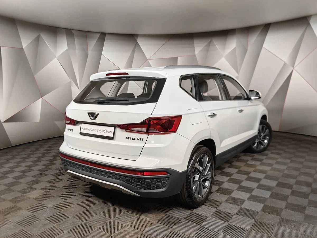 Jetta VS5 1.4 TSI AT (150 л.с.) Glory Белый в АВИЛОН. Слайд №2