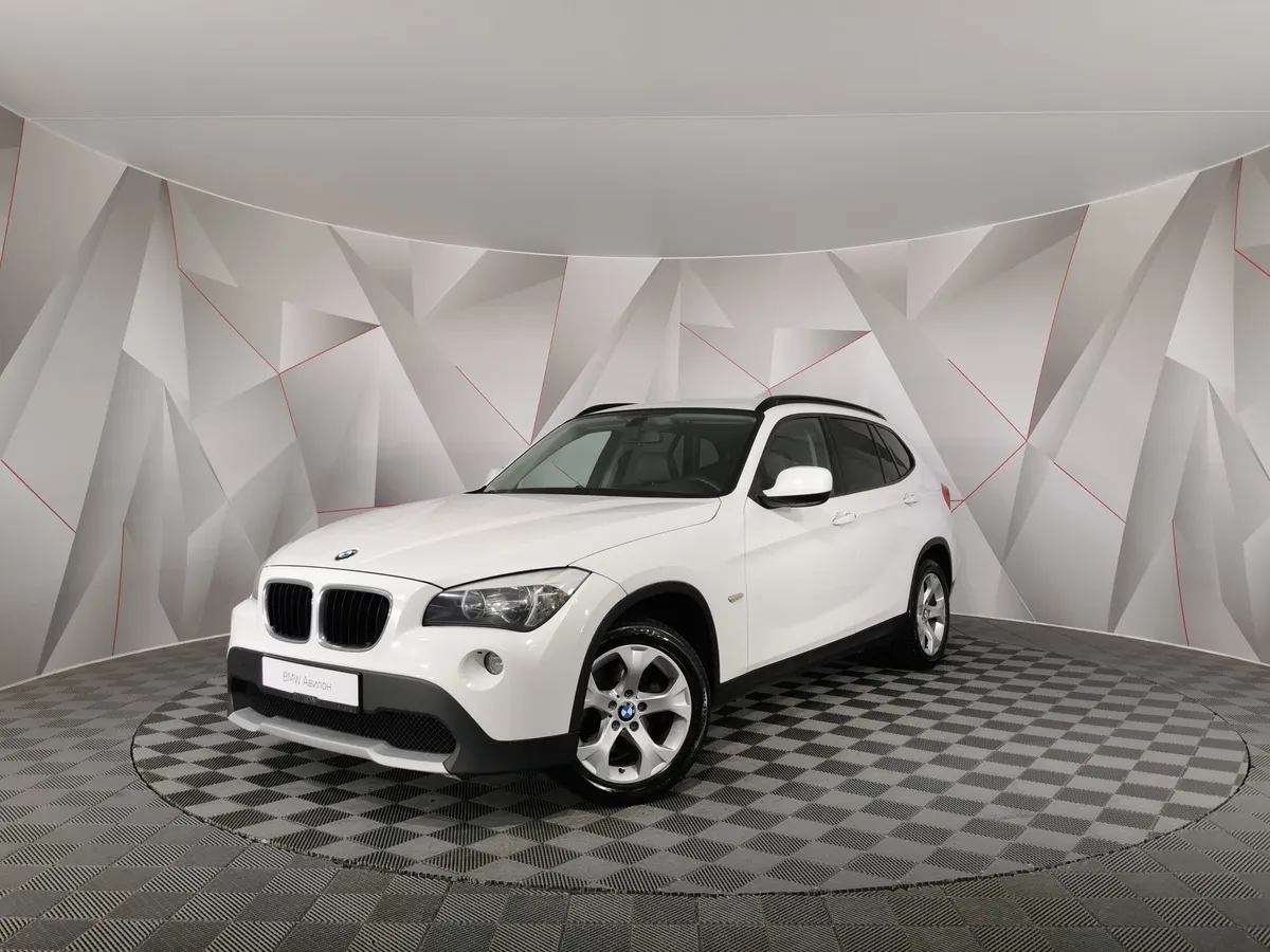 АВИЛОН - BMW X1 sDrive18i AT (150 л.с.) Белый - slide 10264989