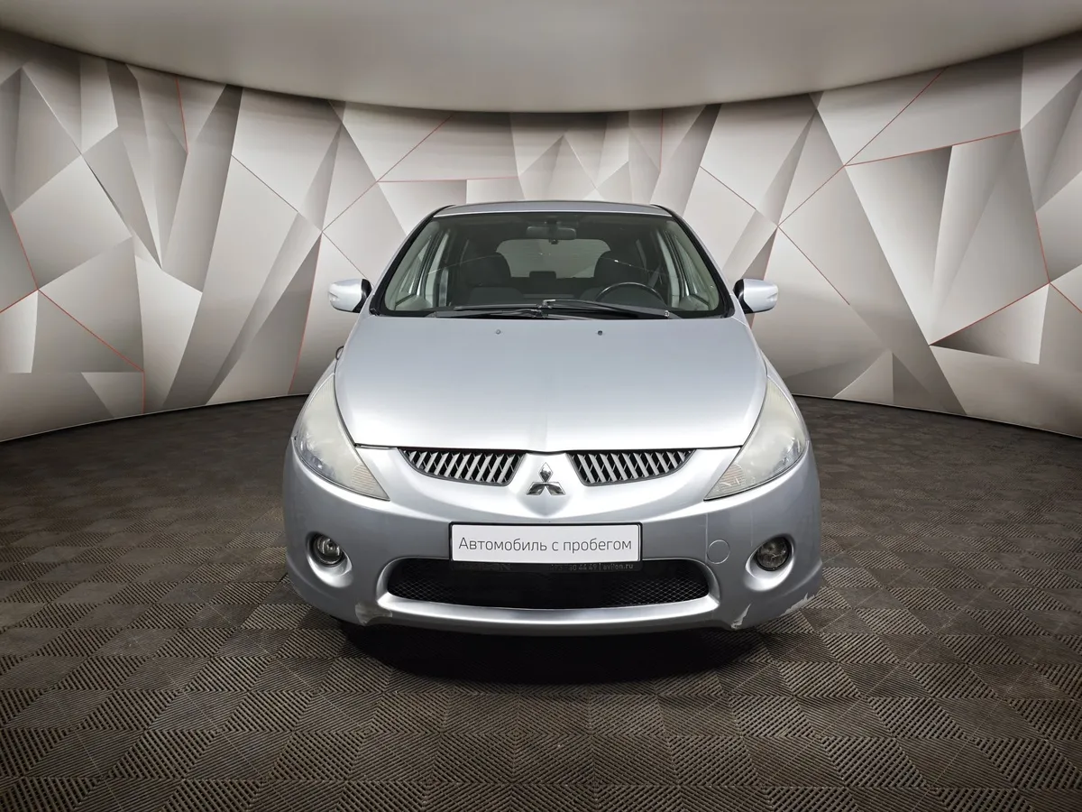 Mitsubishi Grandis 2.4 AT 4WD (165 л.с.) Серый в АВИЛОН. Слайд №5