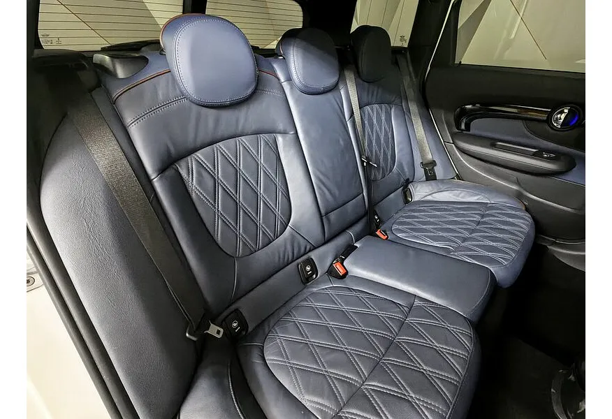 MINI Clubman 2.0 AT ALL4 (192 л.с.) Белый в АВИЛОН. Слайд №14