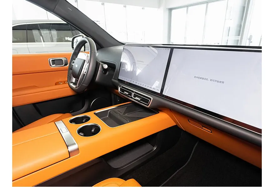 Li Auto L6 1.5 AT 4WD (150 л.с.) Pro Голубой в АВИЛОН. Слайд №12