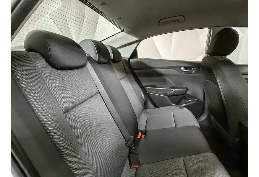 Hyundai Solaris 1.6 MT (123 л.с.) Comfort Белый в АВИЛОН. Слайд №16