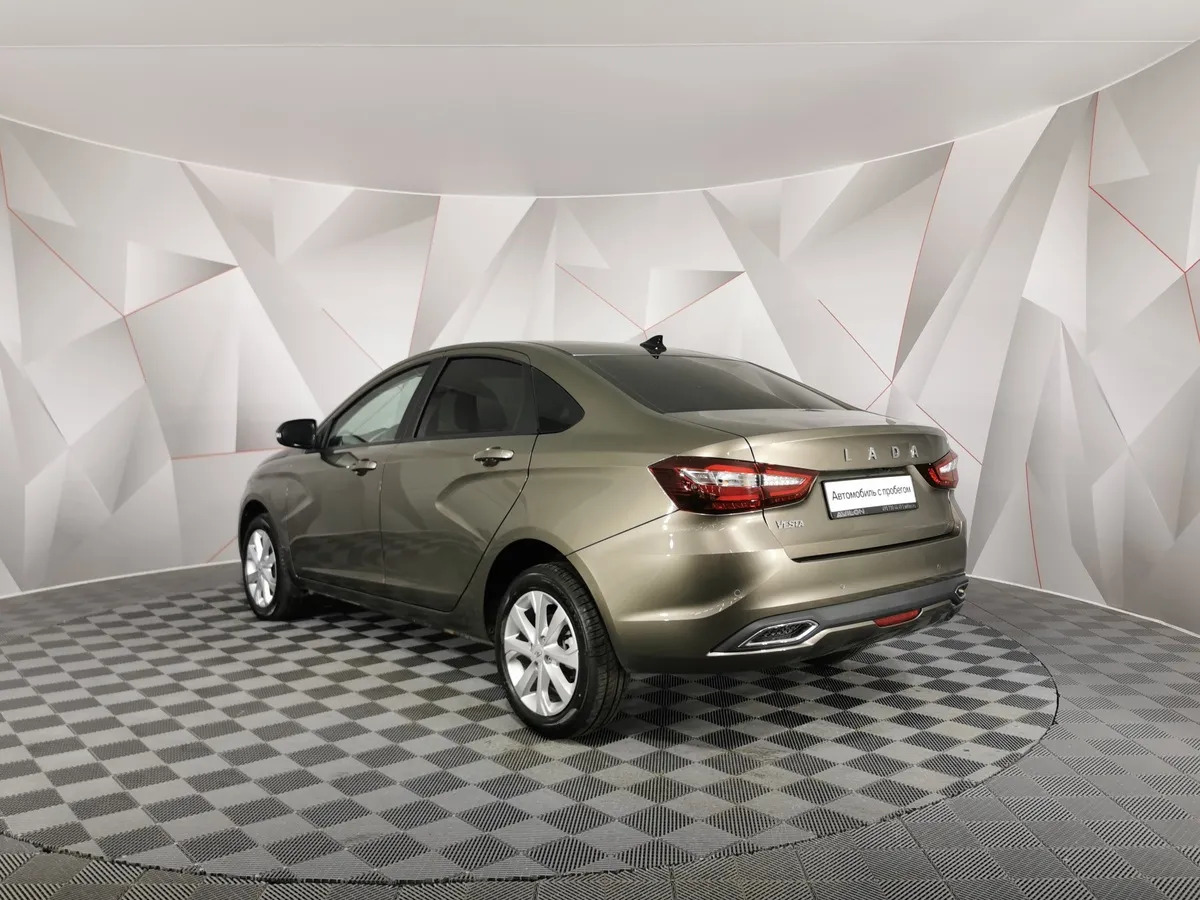 ВАЗ (Lada) Vesta 1.8 MT (122 л.с.) Коричневый в АВИЛОН. Слайд №4