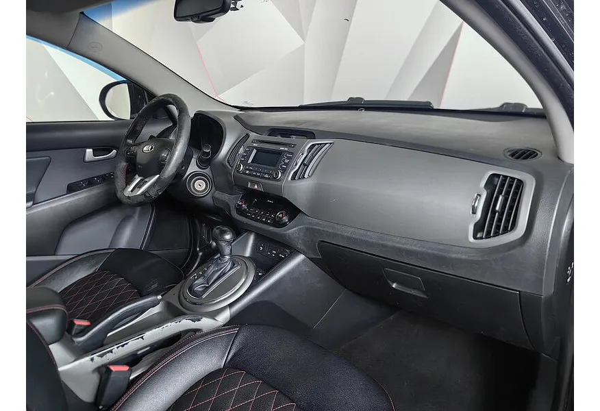 Kia Sportage 2.0 AT 4WD (150 л.с.) Luxe Черный в АВИЛОН. Слайд №12
