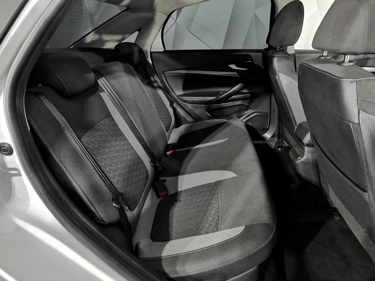 ВАЗ (Lada) Vesta 1.8 CVT (122 л.с.) Enjoy'24 Белый в АВИЛОН. Слайд №16