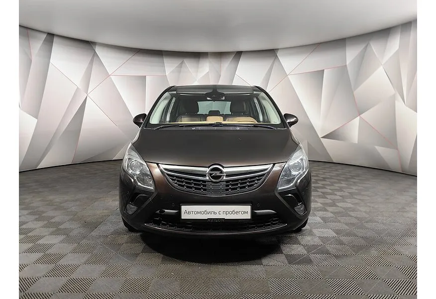 LIVE. Слайд №5