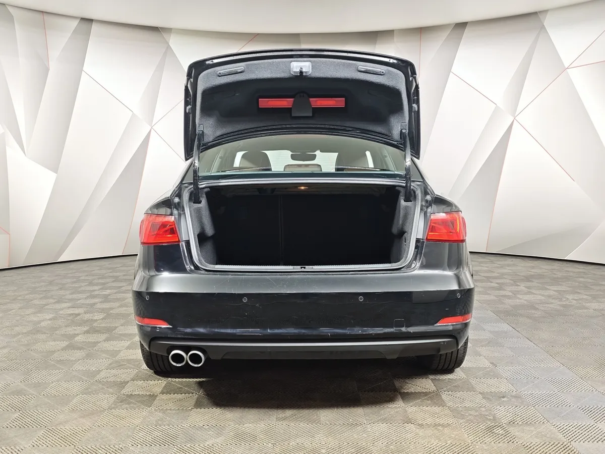 Audi A3 1.4 TFSI S tronic (125 л.с.) Ambition Черный в АВИЛОН. Слайд №11