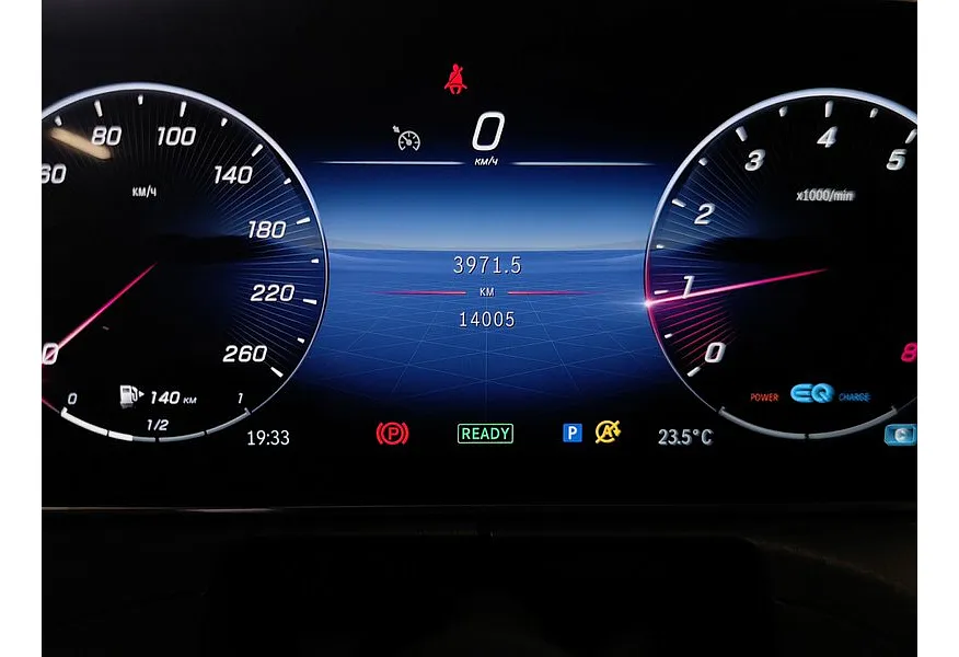 Mercedes-Benz C-Класс C 200 4MATIC (197 л.с.) Sport Plus Черный в АВИЛОН. Слайд №17