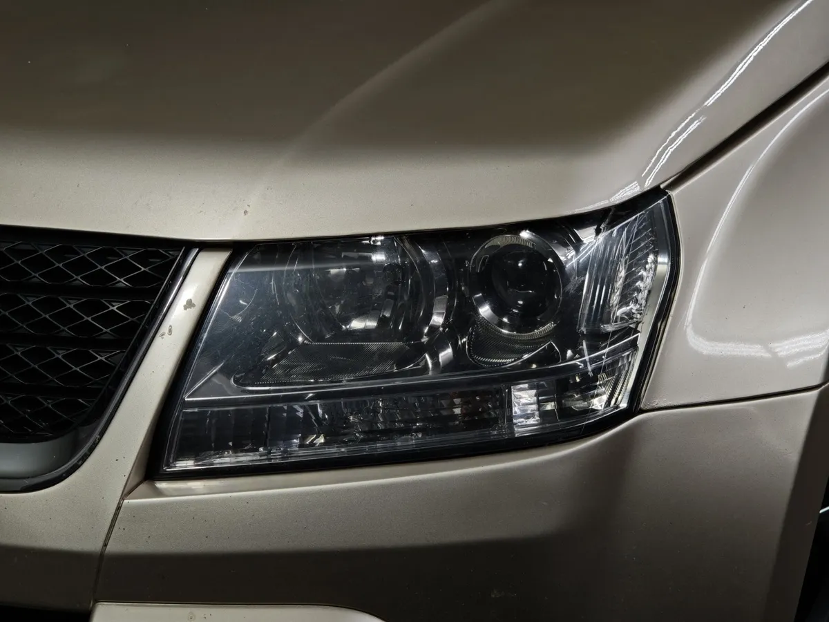 Suzuki Grand Vitara 2.0 AT AWD (140 л.с.) Бежевый в АВИЛОН. Слайд №10