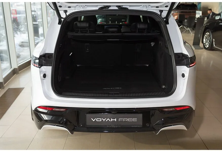 Voyah Free EVR 1.5 AT AWD (510 л.с.) Sport + Белый в АВИЛОН. Слайд №15