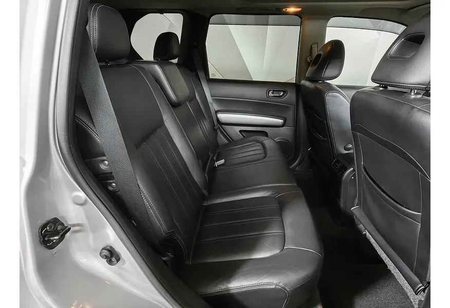 Nissan X-Trail 2.5 CVT AWD (171 л.с.) LE Top Серебристый в АВИЛОН. Слайд №15