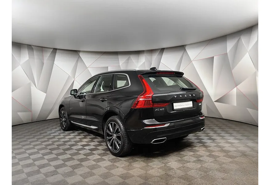 Volvo XC60 2.0 D4 AT AWD (190 л.с.) Inscription Черный в АВИЛОН. Слайд №4