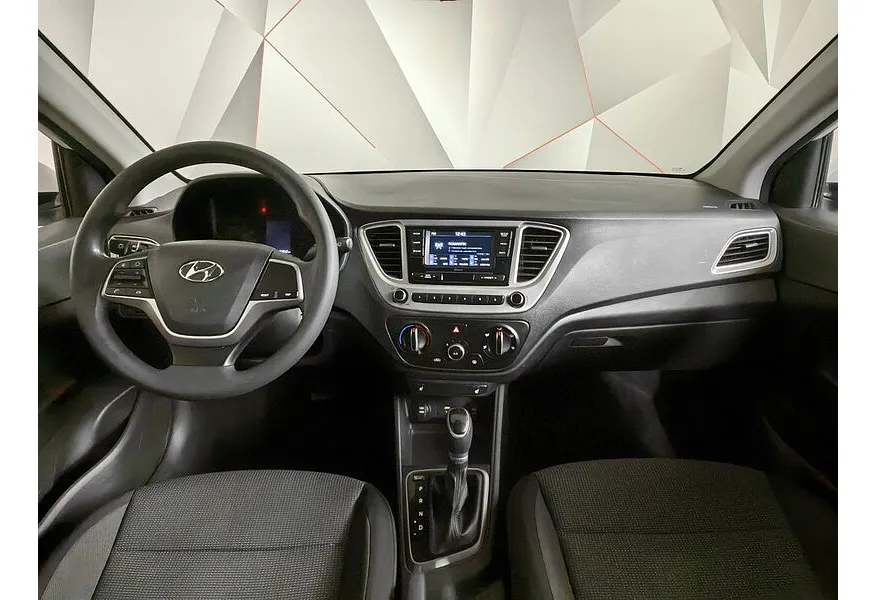 Hyundai Solaris 1.6 AT (123 л.с.) Active Plus Белый в АВИЛОН. Слайд №12
