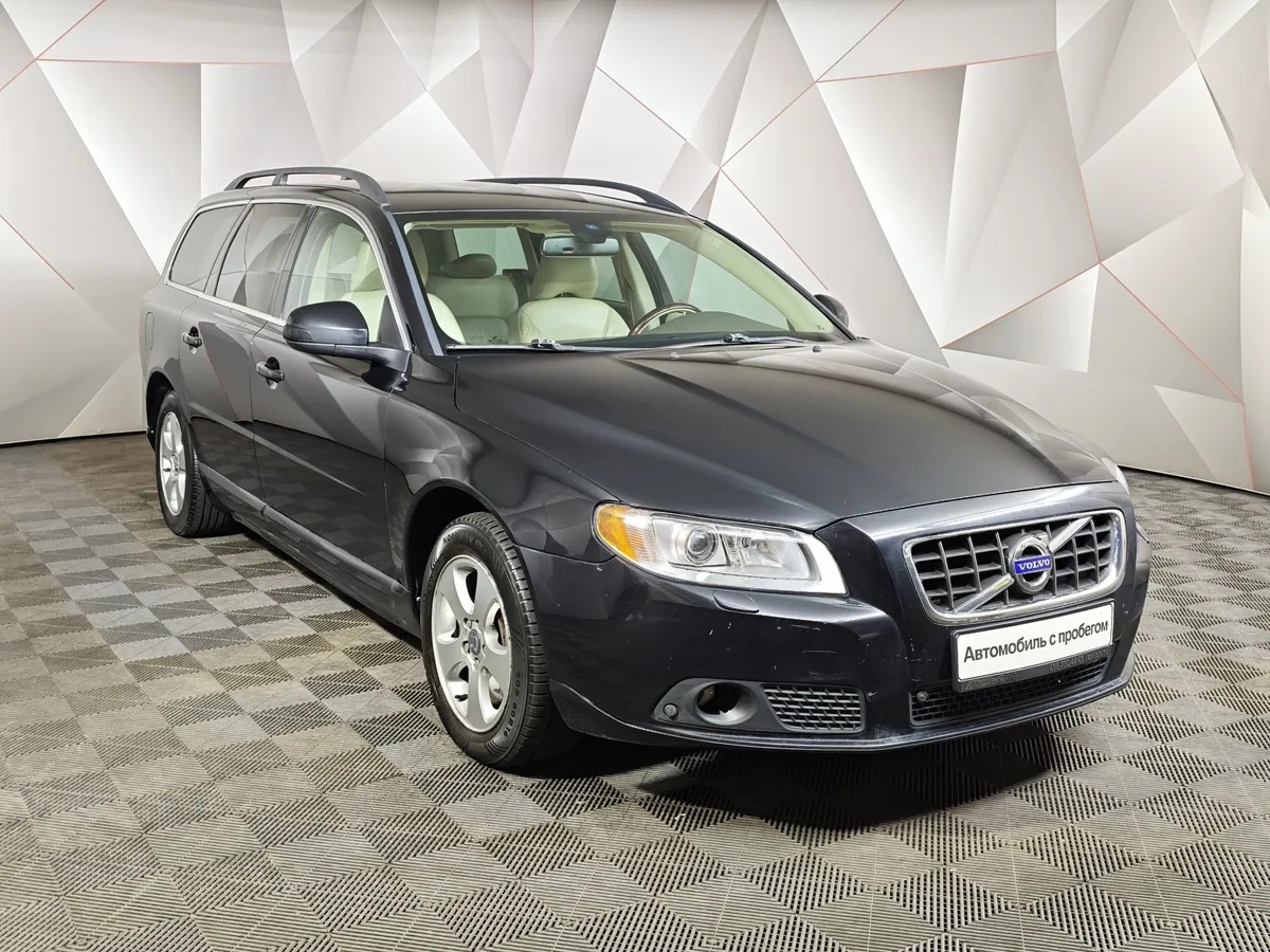 Volvo V70 2.5 T Geartronic (200 л.с.) Черный в АВИЛОН. Слайд №3