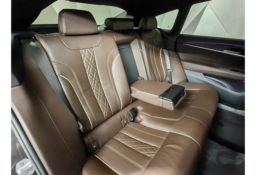 BMW 6 серия 630d xDrive Steptronic (249 л.с.) M Sport Plus Серый в АВИЛОН. Слайд №14