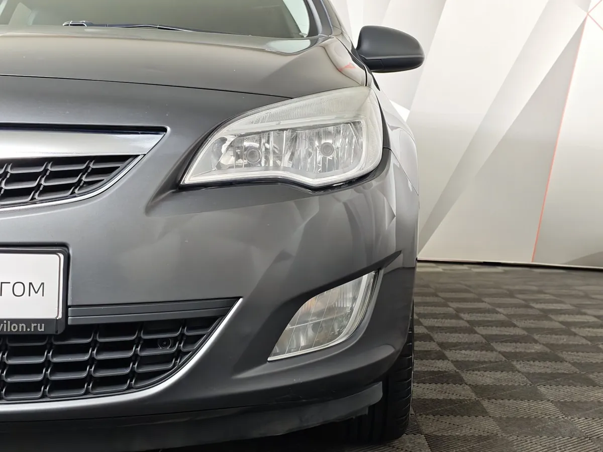 Opel Astra 1.4 Turbo AT (140 л.с.) Серый в АВИЛОН. Слайд №10