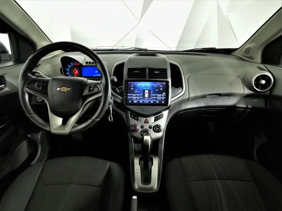 Chevrolet Aveo 1.6 AT (115 л.с.) Серый в АВИЛОН. Слайд №13